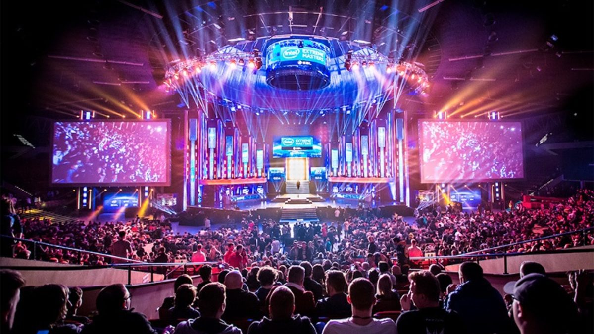 Comparative Features Of eSports and Gaming